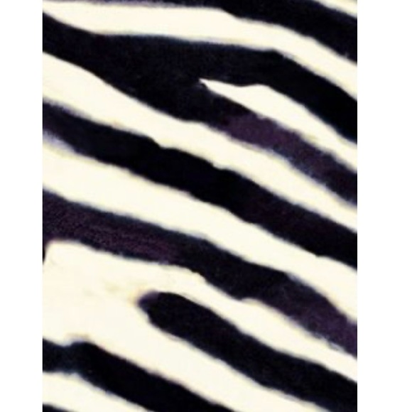 Diane Von Furstenberg the Antonio Wrap Dress in Tropical Zebra - Picture 6 of 9